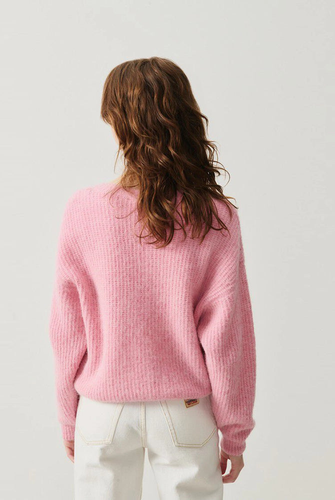 Luźny, różowy sweter EAST American Vintage o pudełkowym kroju