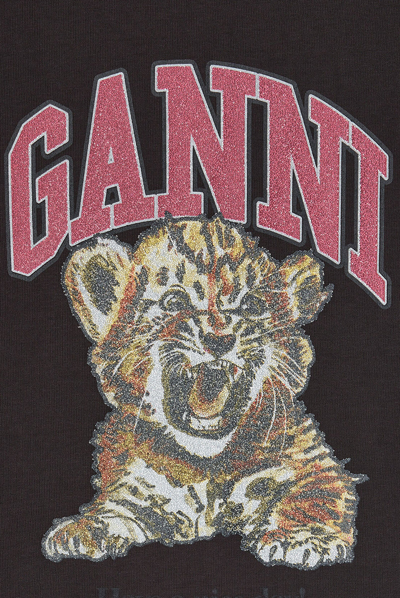 Oversizowy, ciemnoszary, bawełniany T-shirt Tiger Caviar GANNI Phantom z okrągłym dekoltem i krótkim, szerokim rękawem. Z przodu posiada kryształkową grafikę tygrysa oraz kryształkowe logo GANNI. Wykonany z grubej i miękkiej bawełny organicznej. Idealny z jeansami lub spódnicą.
-100% bawełna organiczna
-Fason OVERSIZE - jeśli chcesz uzyskać oversizowy efekt zamów koszulkę w swoim standardowym rozmiarze. Jeśli chcesz żeby był luźny, ale nieco bardziej przylegający - zamów go w mniejszym rozmiarze