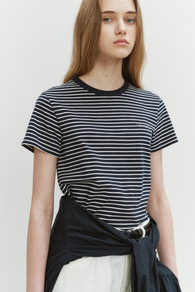 Granatowy, klasyczny t-shirt z krótkim rękawem w marynarskie paski Essential Stripe Logo T-shirt Dunst