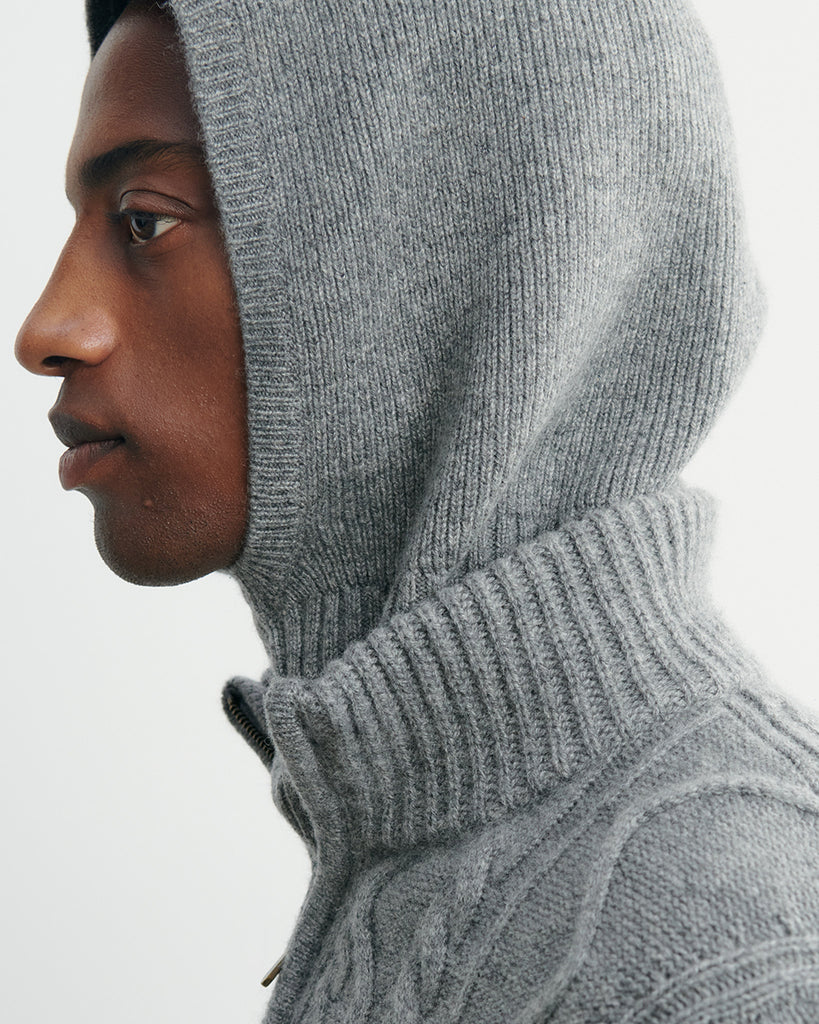 Luźna, szara balaclava AK333 Gris Meteorite z bardzo miękkiej, prążkowanej dzianiny z kaszmirem.&nbsp;