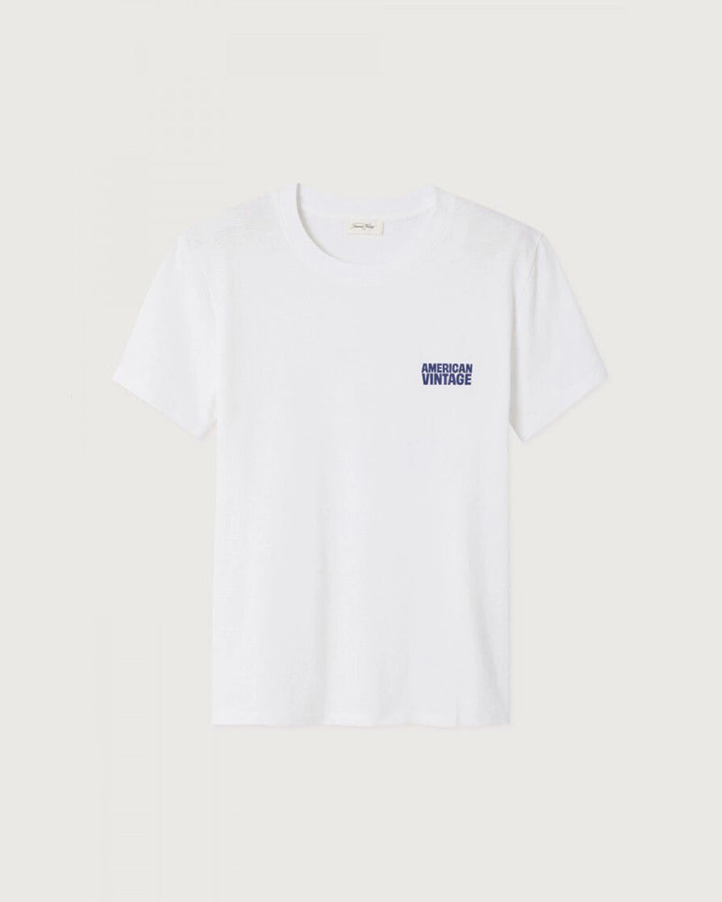 Bawełniany, luźny t-shirt YKOBOW o prostym kroju i z okrągłym dekoltem. Z przodu posiada niewielkie, kontrastowe logo marki. Wykonany z bardzo miękkiej bawełny.