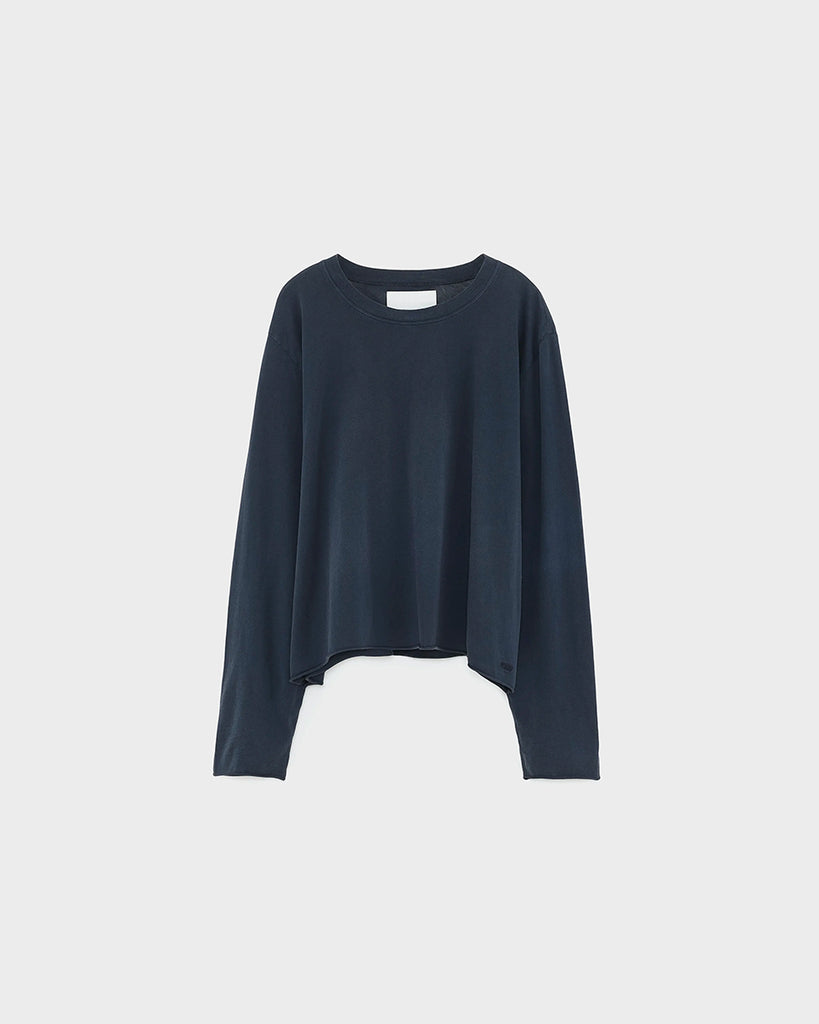 Luźnay, bawełniany longsleeve Fercy Bellerose o pudełkowym fasonie. Posiada okrągły dekolt i luźne, długie rękawy. 