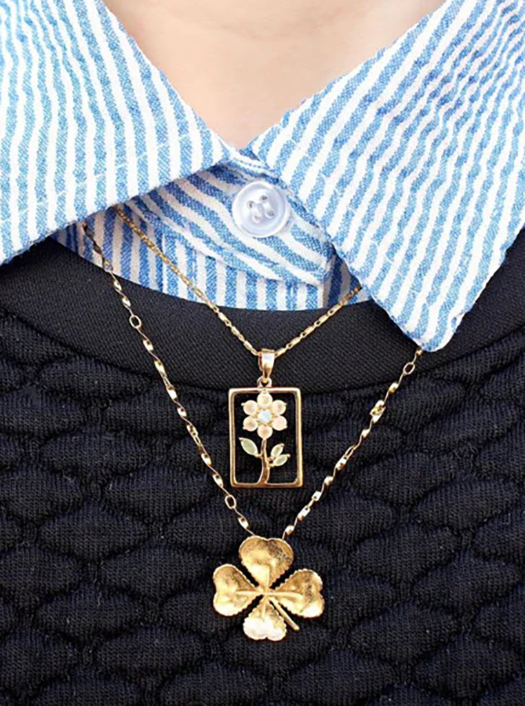 Uroczy naszyjnik Bloom Powder Pico Copenhagen z różowym kwiatuszkiem w ramce.&nbsp;

Bez niklu.&nbsp;