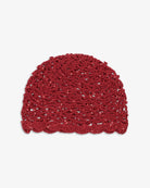 Czapka szydełkowa z cekinami Crochet Sequin SUI AVA to ozdobne nakrycie głowy, wzbogacone delikatnymi cekinami, które pięknie odbijają światło i nadają całości subtelny blask. Lekki, ażurowy splot oraz muszelkowe wykończenie nadają jej kobiecy, elegancki charakter, czyniąc ją idealnym dodatkiem do stylizacji.