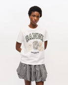 Luźny, bawełniany, biały t-shirt 4238 BASIC COTTON JERSEY ANIMAL GANNI z okrągłym dekoltem i krótkim, szerokim rękawem. Z przodu posiada grafikę uroczych zwierzątek, napis 'Have a nice day' oraz logo GANNI.