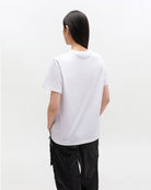 Luźny, bawełniany, biały t-shirt 4339 BASIC COTTON JERSEY NEON KITTY GANNI z okrągłym dekoltem i krótkim, szerokim rękawem. Z przodu posiada grafikę z uroczym kotem oraz logo GANNI. Wykonany z miękkiej bawełny organicznej. Idealny z jeansami lub spódnicą.