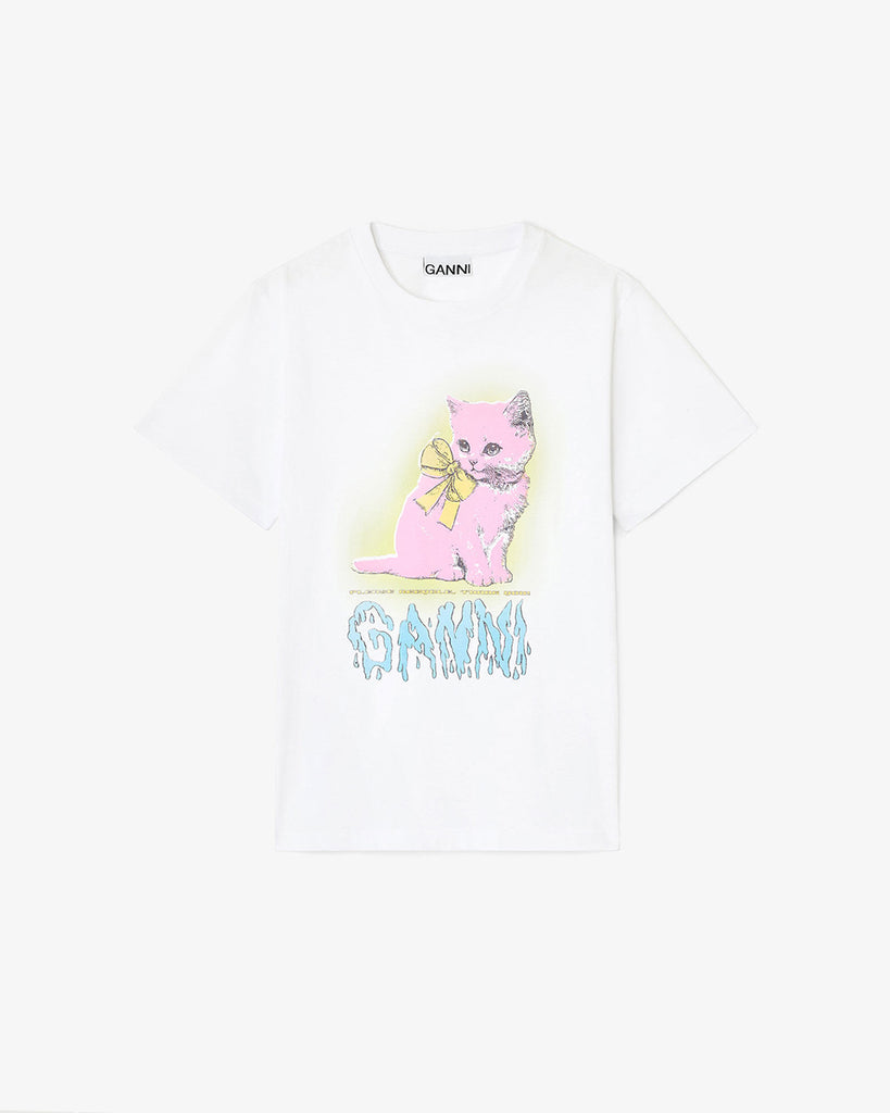 Luźny, bawełniany, biały t-shirt 4339 BASIC COTTON JERSEY NEON KITTY GANNI z okrągłym dekoltem i krótkim, szerokim rękawem. Z przodu posiada grafikę z uroczym kotem oraz logo GANNI. Wykonany z miękkiej bawełny organicznej. Idealny z jeansami lub spódnicą.