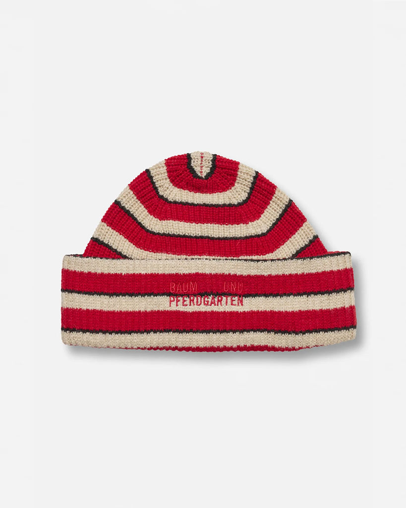 Miękka, wywijana czapka Leia Red Strip o prążkowanej fakturze, wykończona haftowanym logo marki. Wykonana z dzianiny z wełną.