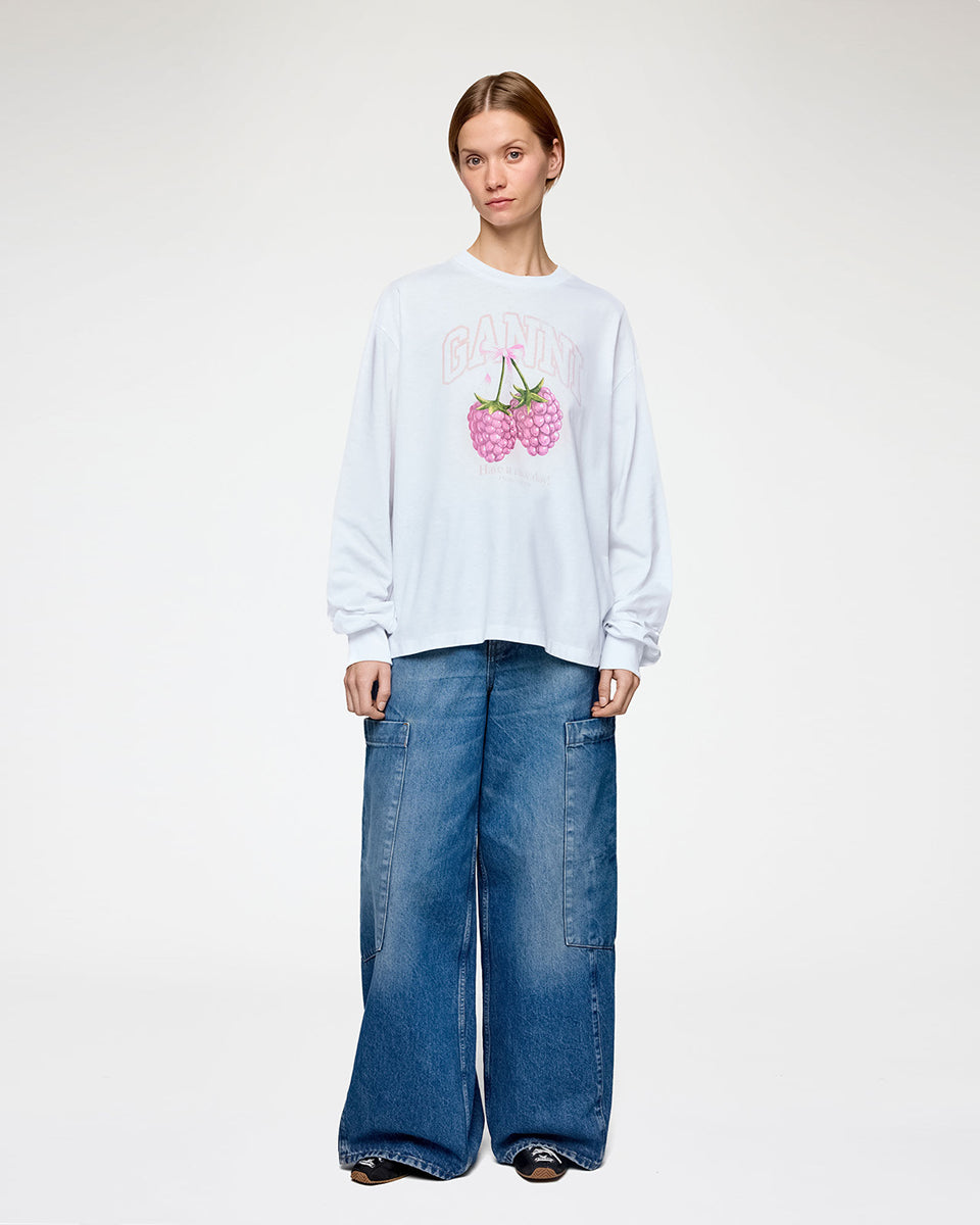 Oversizowy, biały Longsleeve Raspberry Print GANNI Bright White z nadrukiem z malinami I logo marki. Koszulka ma okrągły dekolt i długie rękawy zakończone ściągaczami. Wykonana z bawełny organicznej.

-Luźny krój

-100% bawełna organiczna

-Zamów w swoim standardowym rozmiarze