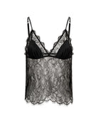 Koronkowy, czarny top Love Lace Long Black marki Love Stories z satynowym biustonoszem trójkątnym bez usztywnień. Dolna część wykonana jest z półprzezroczystej, misternie wzorzystej koronki o nieregularnym, falistym brzegu. Posiada regulowane ramiączka. Ten wszechstronny element garderoby można nosić samodzielnie lub wykorzystywać do tworzenia nowoczesnych, warstwowych stylizacji- świetnie zaprezentuje się nałożony na gładki, klasyczny t-shirt.

-Satynowa część z trójkątnym biustonoszem

-Koronkowe wykończe