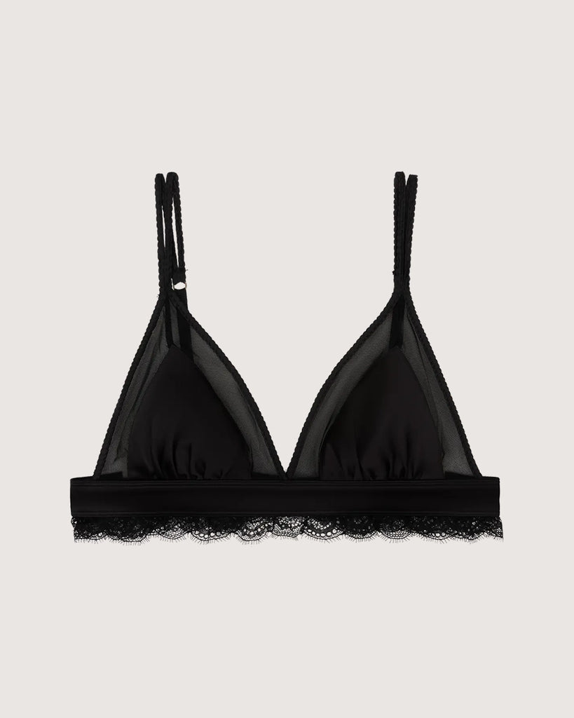 Delikatny, miękki stanik z trójkątnymi miseczkami Jane M Love Stories. Wykonany z miękkiej, satynowej tkaniny obszytej delikatną koronką. Posiada regulowane ramiączka i jest zapinany za pomocą haftek.&nbsp;