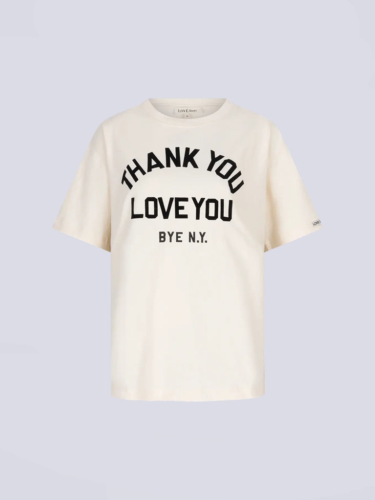 Luźny t-shirt o prostym kroju Josie Love Stories z dużym, kontrastowym napisem. Koszulka ma prosty krój i okrągły dekolt. Wykonana z miękkiej bawełny