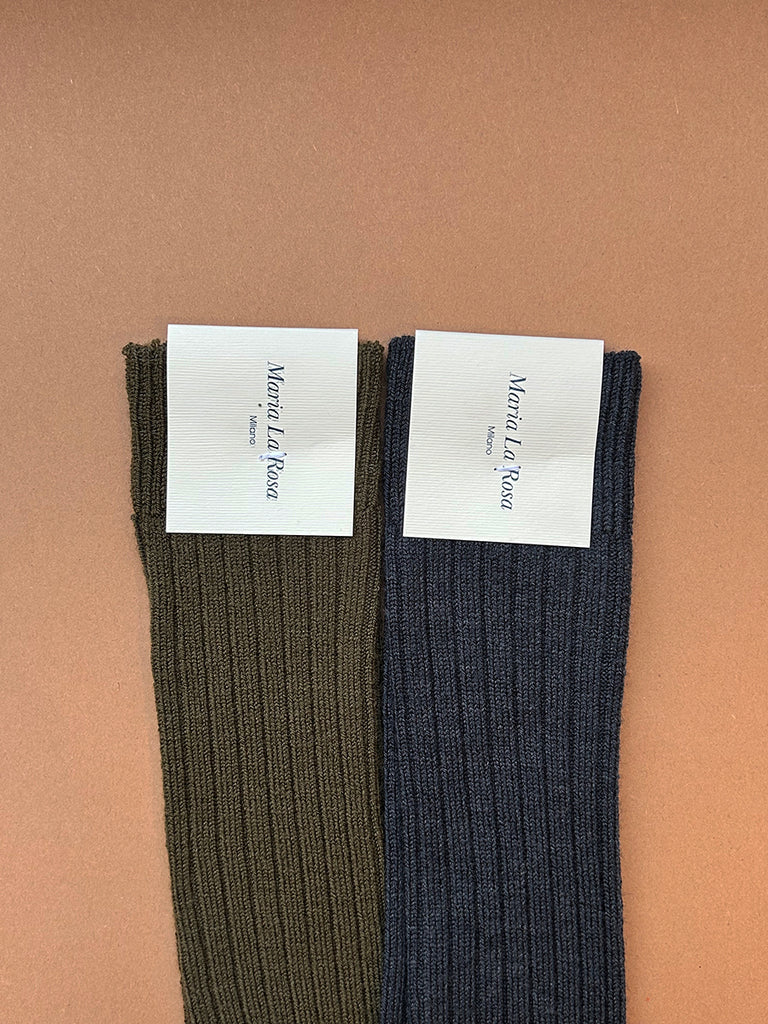 Grube, dzianinowe, klasyczne podkolanówki z wełną merynosa College Maria La Rosa. Wykonane we Włoszech.