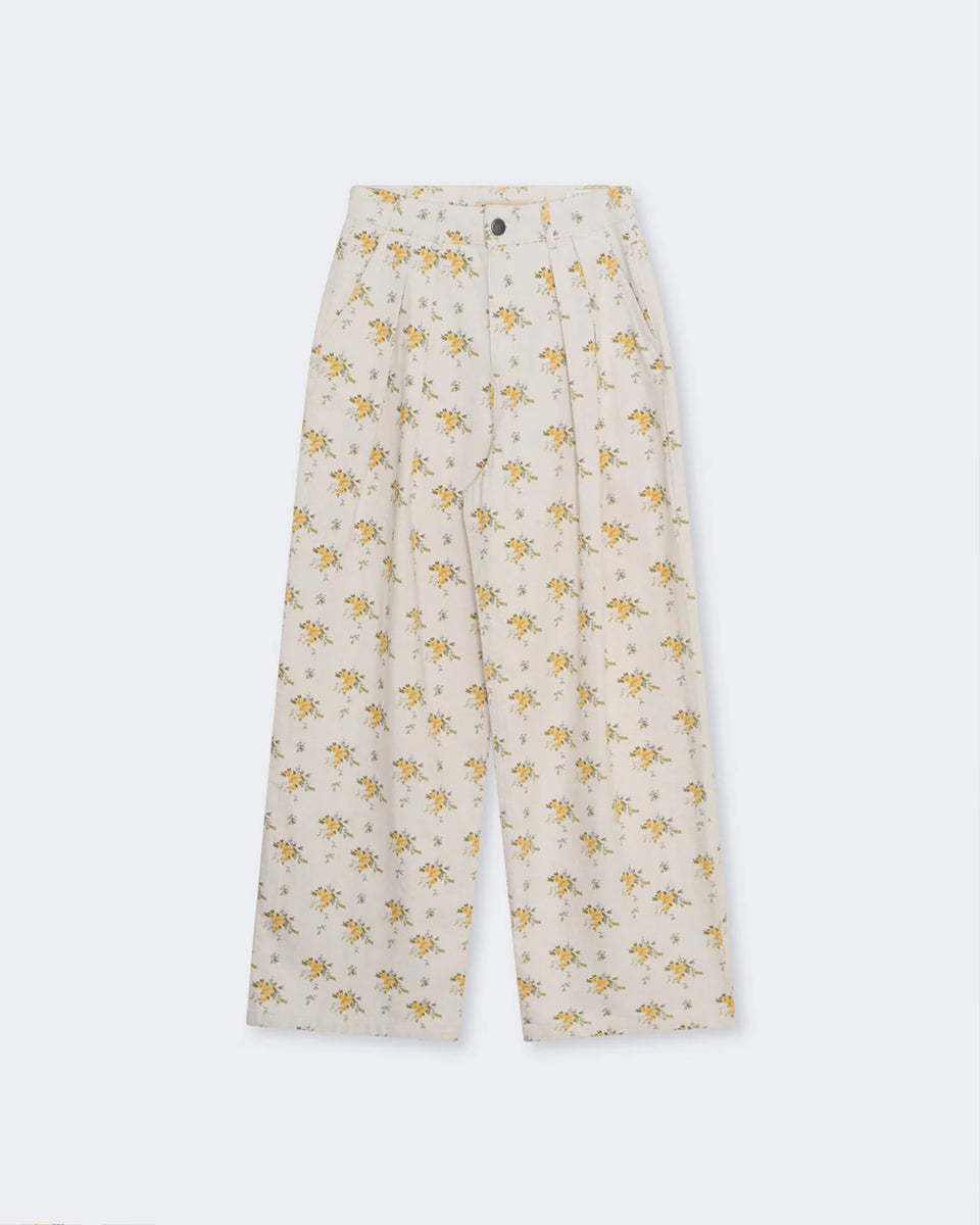 Luźne, jeansowe spodnie typu wide-leg z plisami Mimosa Print ozdobione pięknym, kwiatowym nadrukiem. Mają wysoki stan i szeroką nogawkę. Posiadają kieszenie boczne oraz kieszenie z tyłu. Wykonane z połączenia bawełny organicznej i lnu.&nbsp;

-Luźny fason

-Wysoki stan

-Zamów spodnie w swoim standardowym rozmiarze