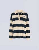 Longsleeve z długim rękawem Paul Stripes Love Stories o ponadczasowym wzorze w kremowo-granatowe paski. Posiada kołnierzyk zapinany na guziki. Nad prawą piersią znajduje się niewielkie logo marki. Wykonany z lekkiej bawełny, zapewnia komfort noszenia przez cały dzień. Jest wszechstronnym elementem garderoby, który łatwo zestawić zarówno z codziennymi, jak i bardziej eleganckimi stylizacjami.
