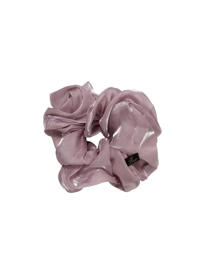 Duża gumka do włosów scrunchie Dreamy Pico Copenhagen z połyskującej organzy.