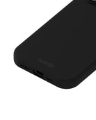 Silikonowe etui Black chroni i odświeża Twój telefon dzięki miękkiej i elastycznej powierzchni. Charakteryzuje się minimalistycznym designem i komfortowym wykończeniem, które zakrywa przyciski głośności i krawędzie. Wykonane jest w 100% z poliwęglanu z recyklingu z certyfikatem GRS.&nbsp;

Produkt wegański.