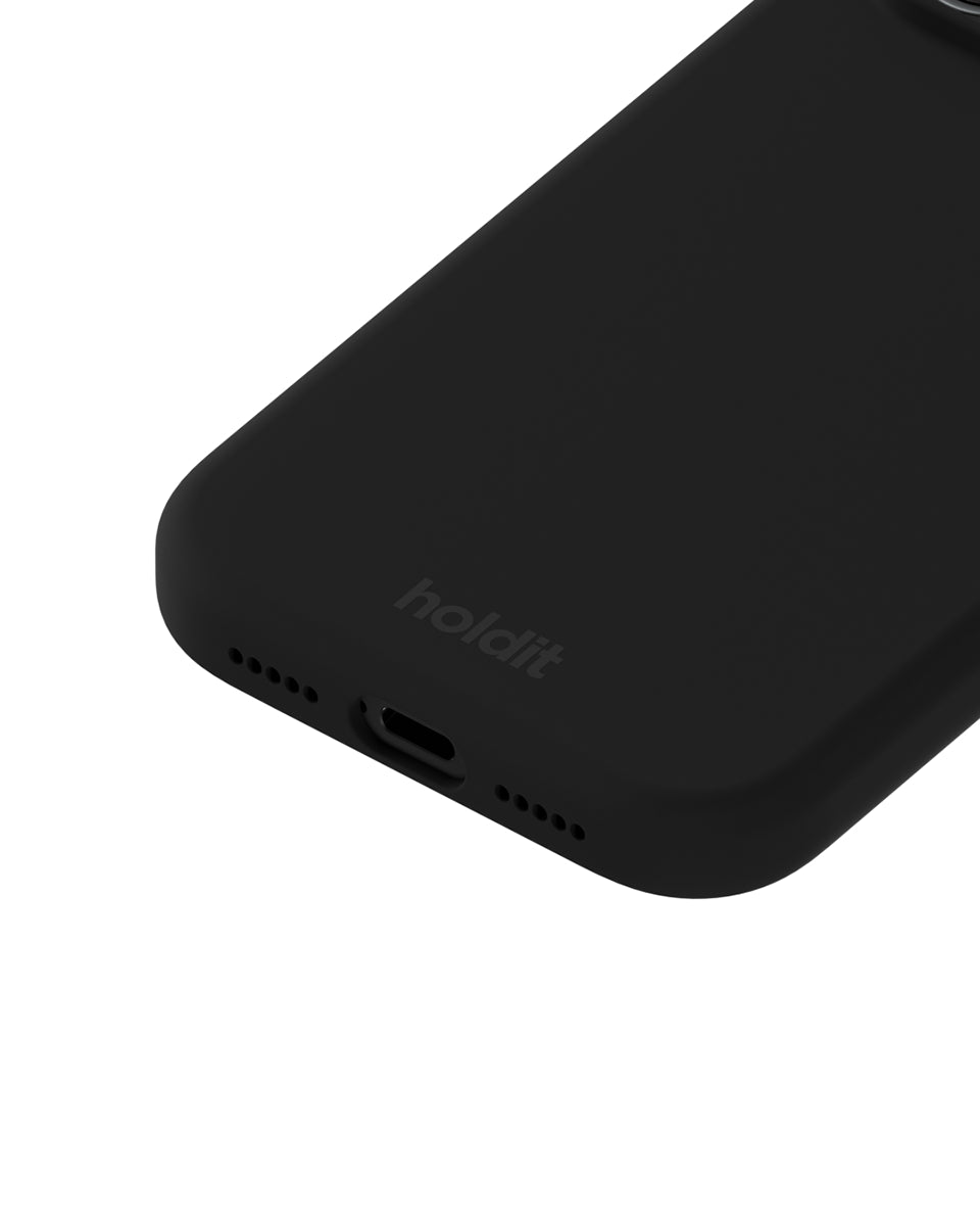 Silikonowe etui Black chroni i odświeża Twój telefon dzięki miękkiej i elastycznej powierzchni. Charakteryzuje się minimalistycznym designem i komfortowym wykończeniem, które zakrywa przyciski głośności i krawędzie. Wykonane jest w 100% z poliwęglanu z recyklingu z certyfikatem GRS.&nbsp;

Produkt wegański.