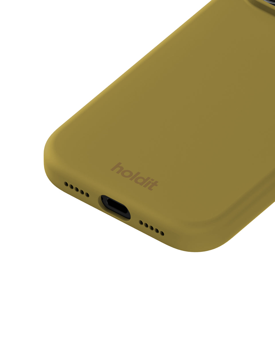 Silikonowe etui Warm Olive chroni i odświeża Twój telefon dzięki miękkiej i elastycznej powierzchni. Charakteryzuje się minimalistycznym designem i komfortowym wykończeniem, które zakrywa przyciski głośności i krawędzie. Wykonane jest w 100% z poliwęglanu z recyklingu z certyfikatem GRS.&nbsp;

Produkt wegański.